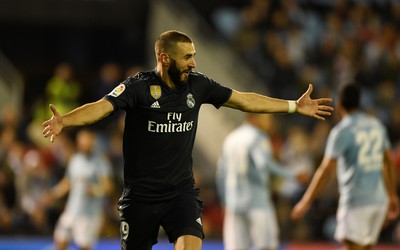 冠军体育-C罗梅开二度对手无解